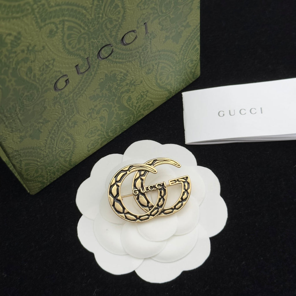 Gucci Brooch Gold 184042